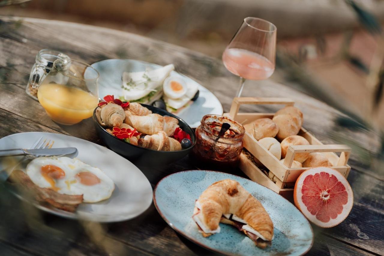 Bed And Breakfast Kolo Adults Only Bužinija Eksteriør bilde