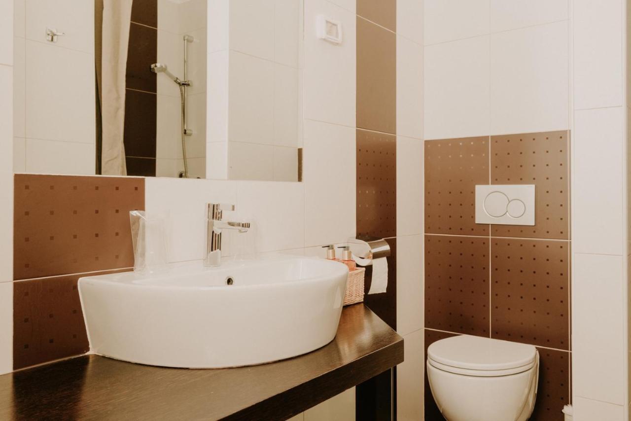 Bed And Breakfast Kolo Adults Only Bužinija Eksteriør bilde